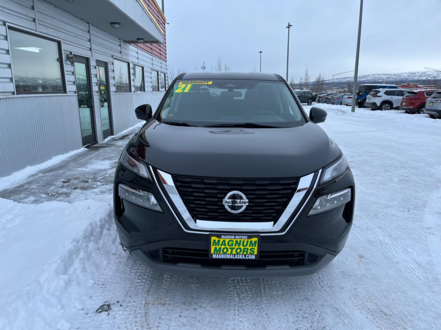 2021 BLACK /Black NISSAN ROGUE SV (5N1AT3BBXMC) with an 2.5L engine, Continuously Variable transmission, located at 1960 Industrial Drive, Wasilla, 99654, (907) 274-2277, 61.573475, -149.400146 - Photo#6